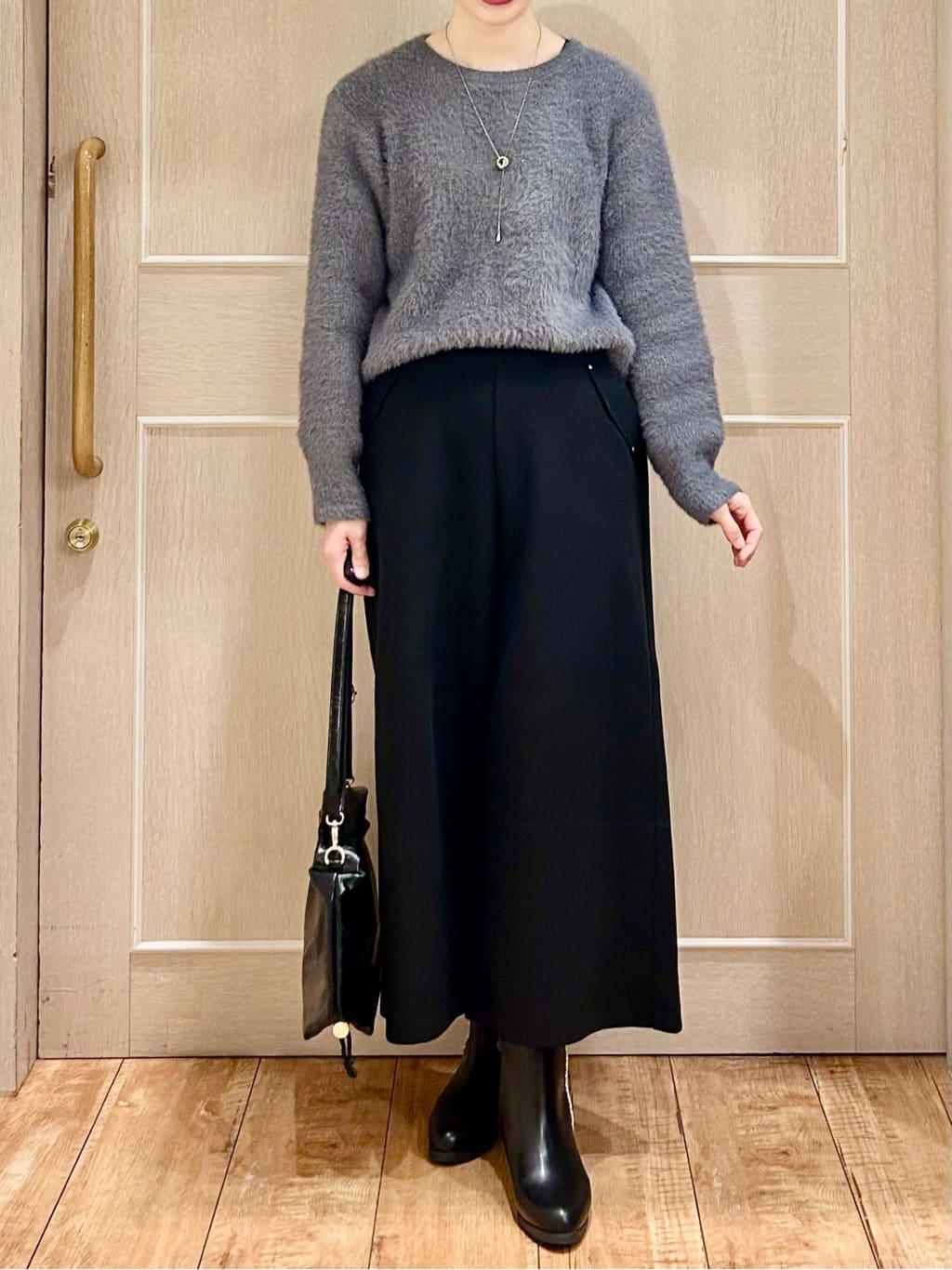 ちぐささんの「SHOO･LA･RUE｜【高レビュー】ウエストゴムで穿きやすい　ガウチョパンツ」を使ったコーディネート