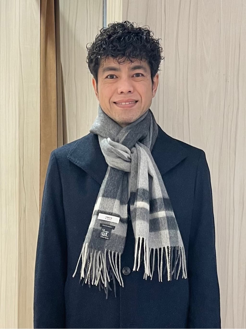 URAさんの「TAKEO KIKUCHI｜【ウールカシミヤブレンド】ビーバー調 スタンドカラー コート」を使ったコーディネート