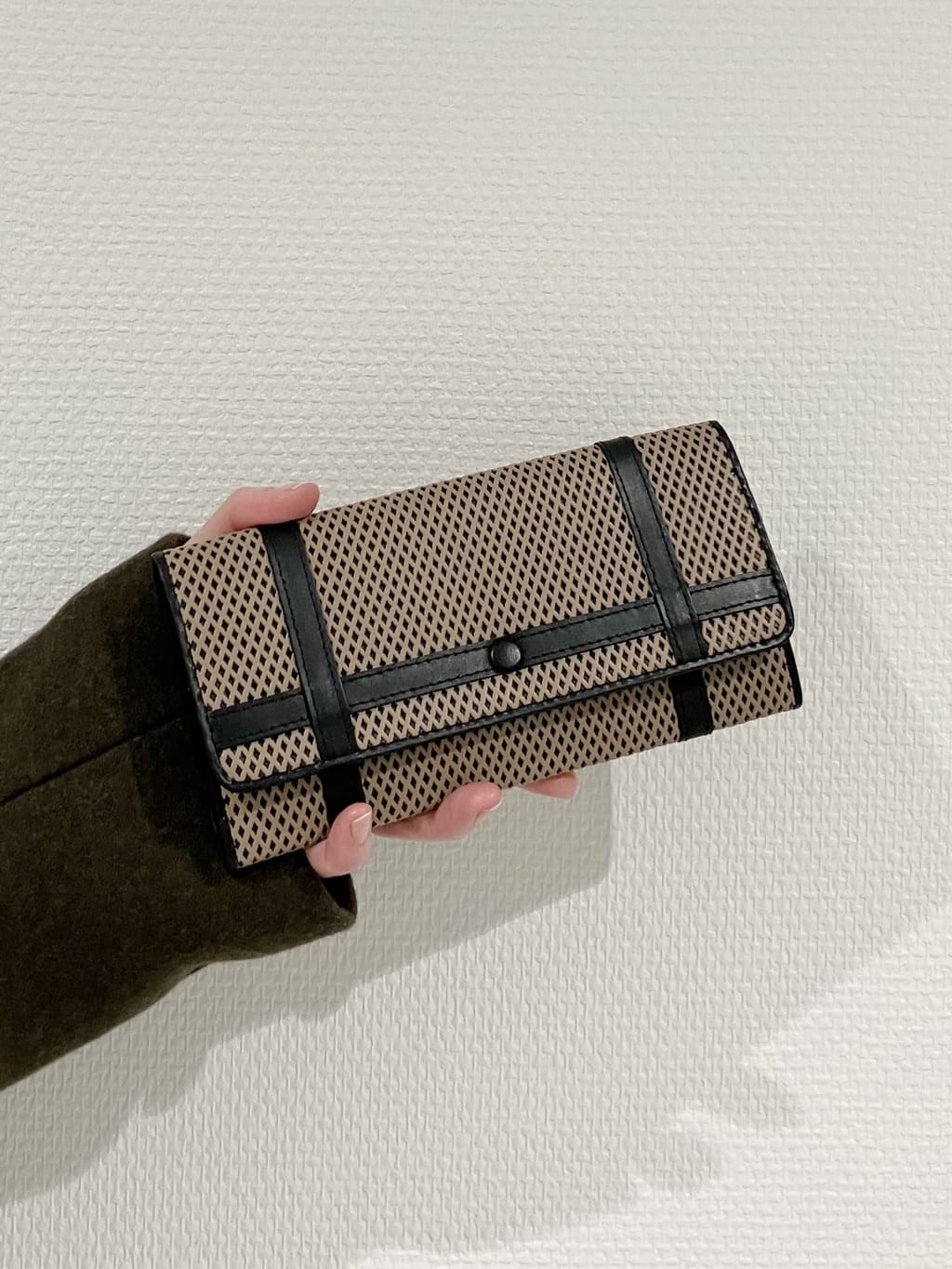 Cさんの「HIROKO HAYASHI｜PANIER（パニエ）薄型ミニ財布」を使ったコーディネート