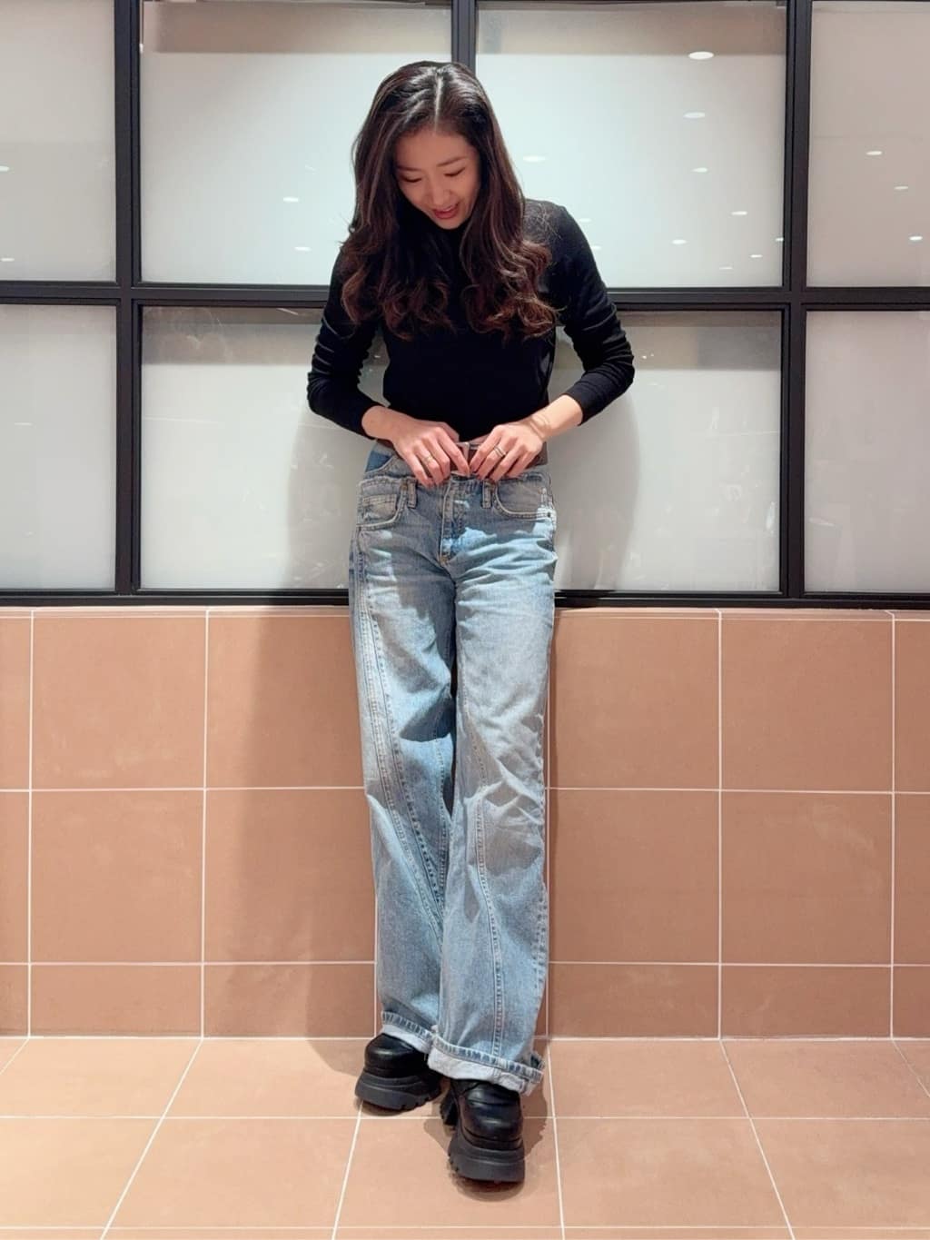 kaoriさんの「ESPERANZA｜レースアップバックル厚底ブーツ」を使ったコーディネート