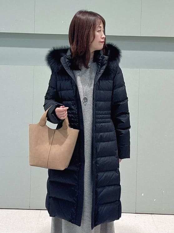 makiさんの「UNTITLED｜【はっ水機能/フード取り外し可/防寒】ロングダウンコート」を使ったコーディネート