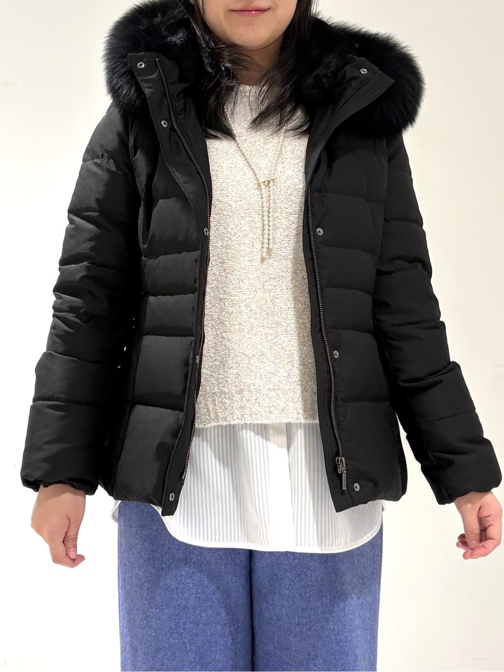 momokoさんの「INDIVI｜【洗える／ラメ／意匠感】ミックスブークレニット」を使ったコーディネート