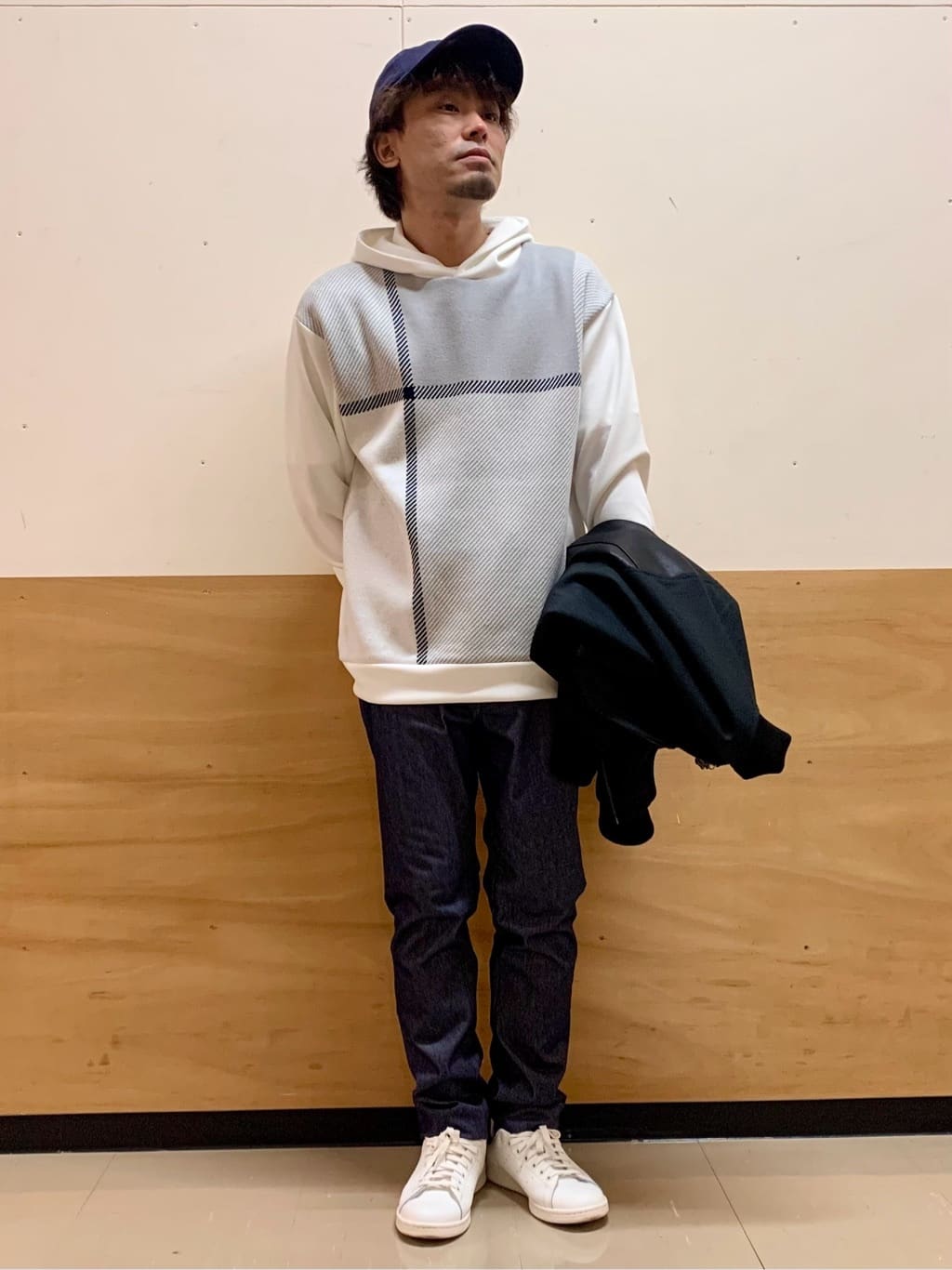 MATUさんの「THE SHOP TK｜【1ランク上の大人カジュアルに】異素材コンビ リブブルゾン」を使ったコーディネート