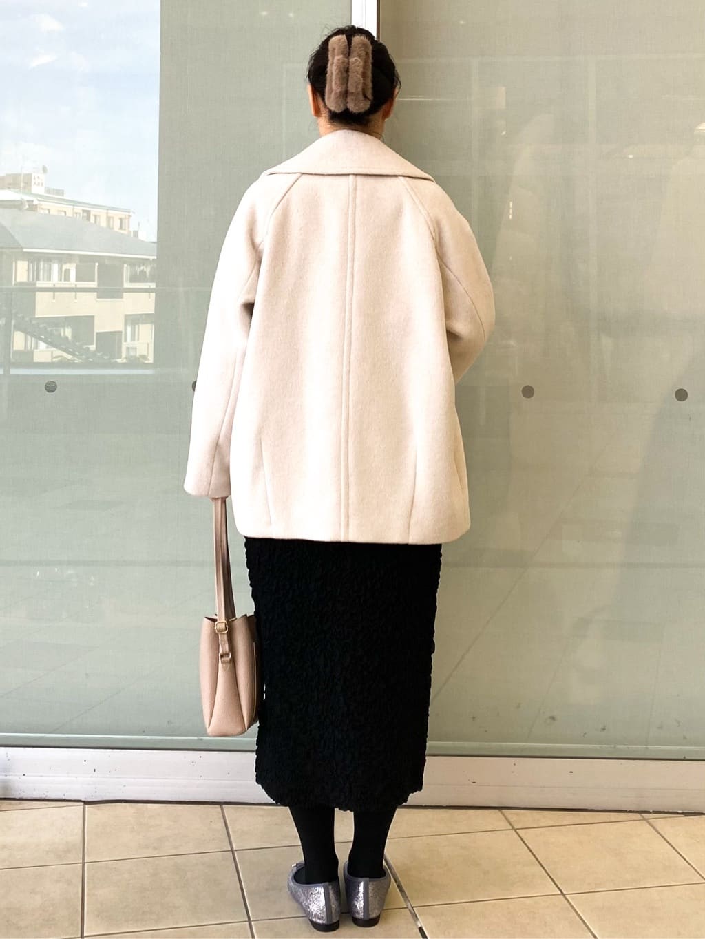 Jeanさんの「OPAQUE.CLIP｜カシミヤブレンドウールミドルピーコート」を使ったコーディネート