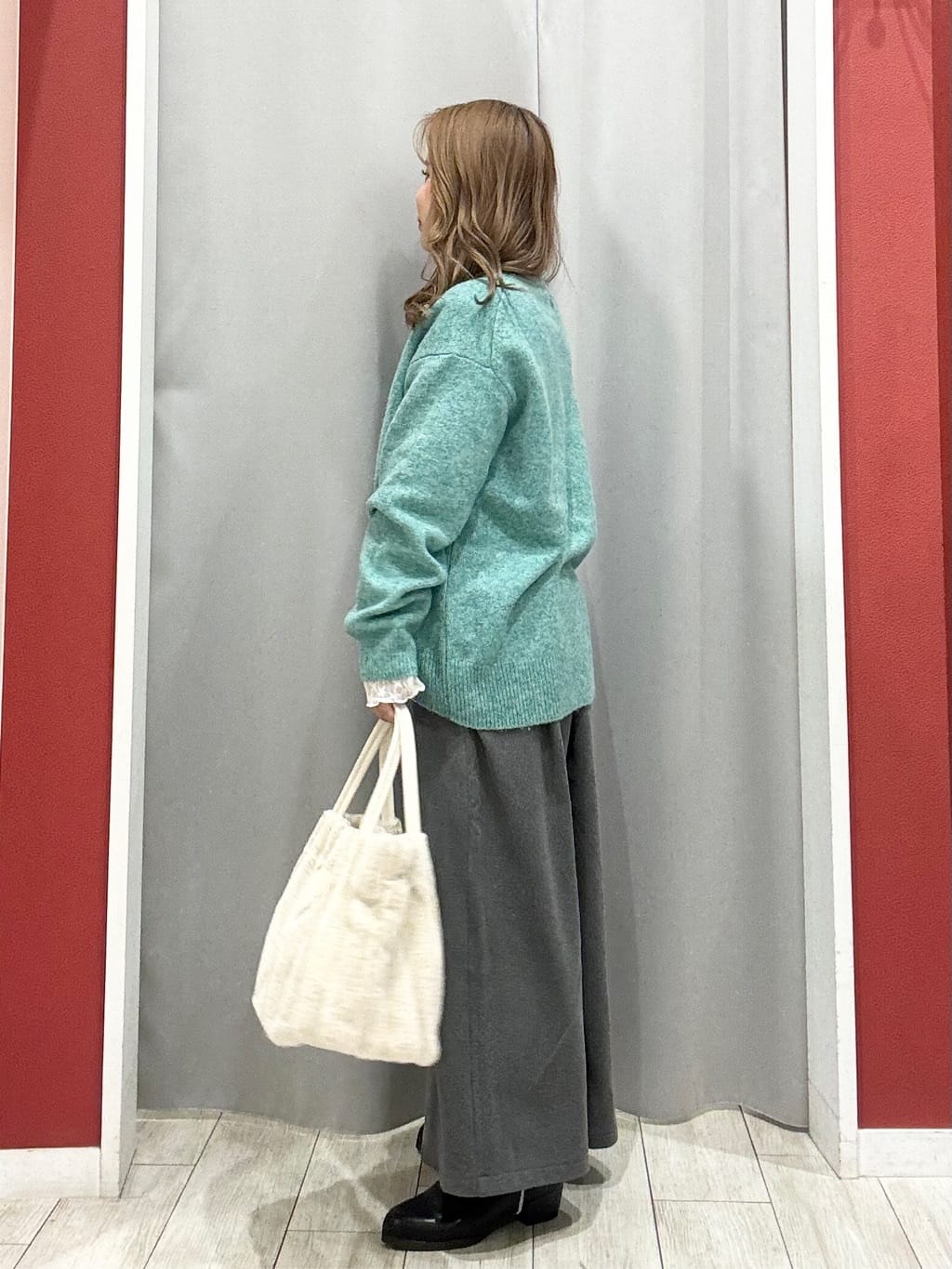 shioさんの「SHOO･LA･RUE｜【着丈選べる/きっと虜になる】あったかもちもち ワイドパンツ」を使ったコーディネート