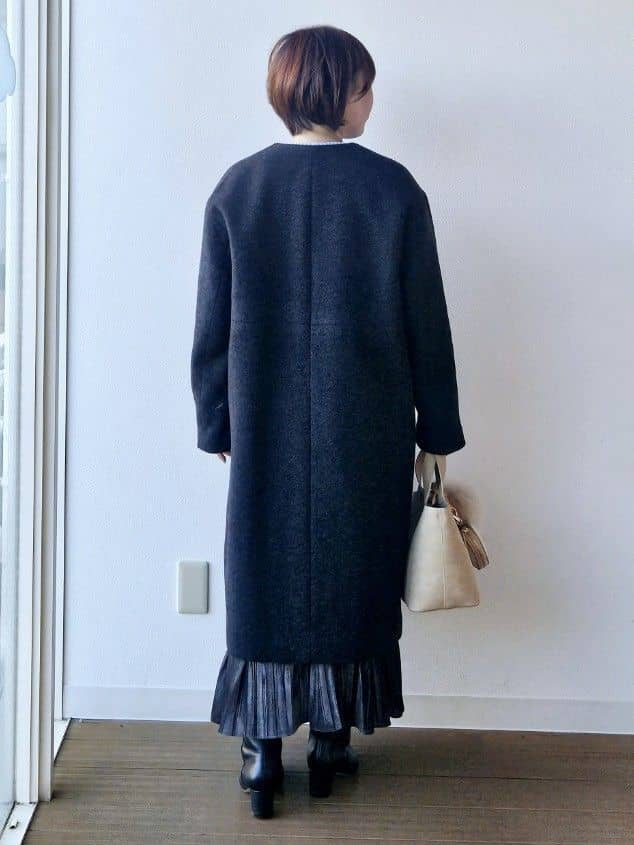 やじまさんの「UNTITLED｜【軽量／ウール混】ライトフォルム ロングコート」を使ったコーディネート