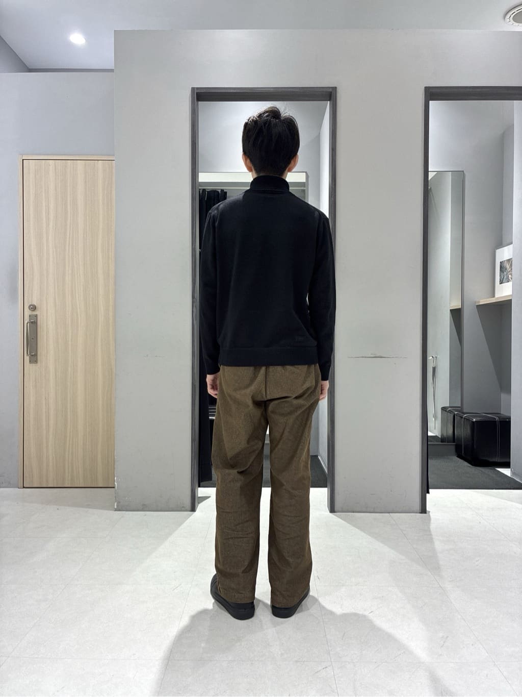 わいずみさんの「TAKEO KIKUCHI｜【袖取り外し可】デタッチャブル ダウンブルゾン」を使ったコーディネート