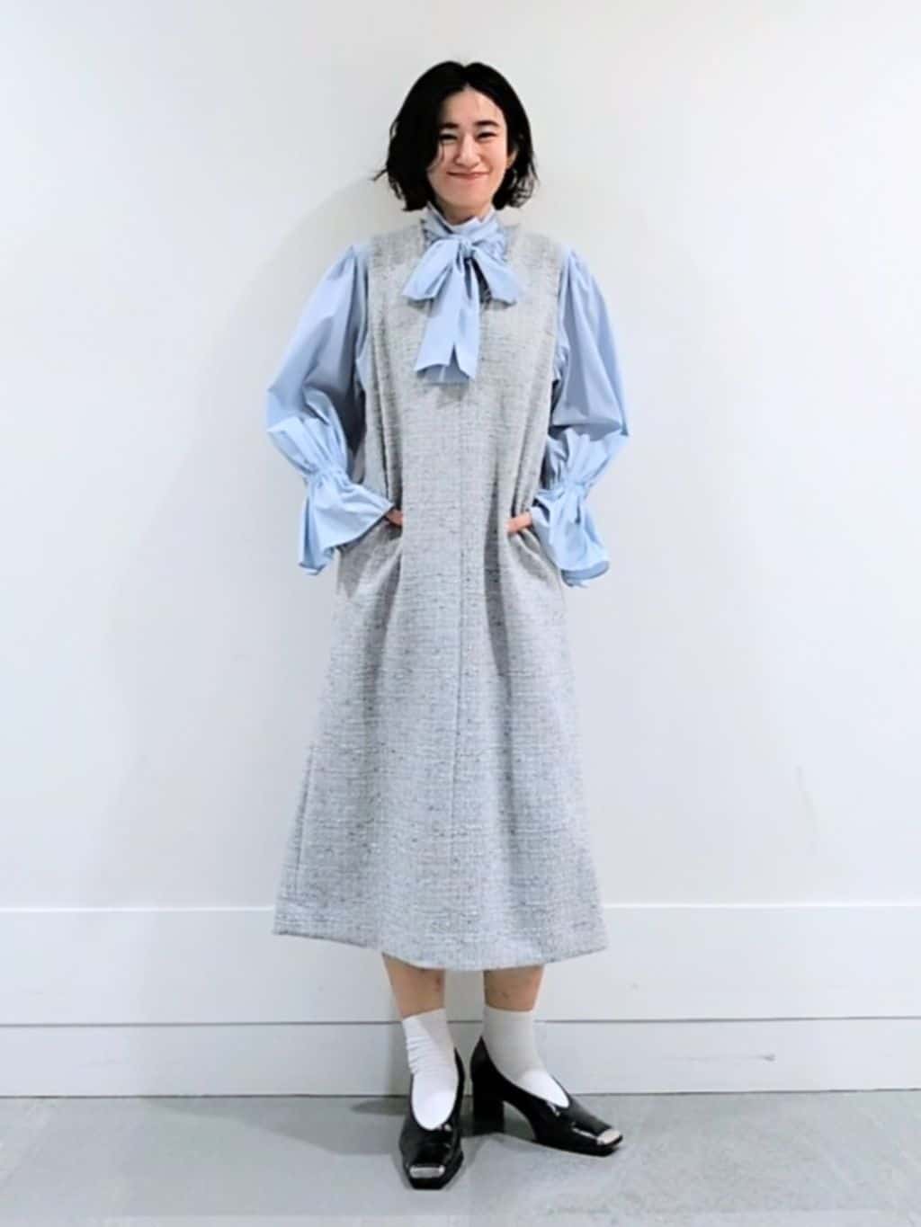 ミズタさんの「UNTITLED｜◆【セレモニー/華やか】2WAYボウタイブラウス」を使ったコーディネート