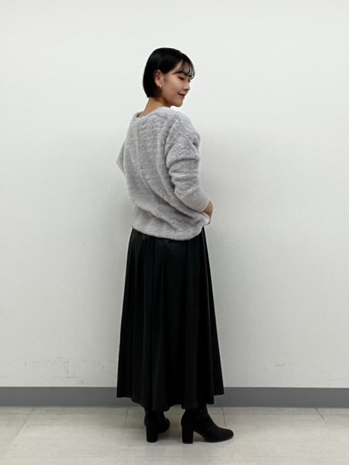 hinanoさんの「INDIVI｜【洗える】エアリーシャギートップス」を使ったコーディネート