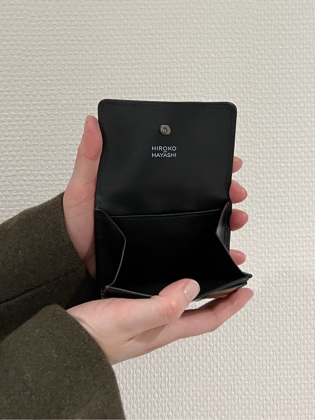Cさんの「HIROKO HAYASHI｜PANIER（パニエ）薄型ミニ財布」を使ったコーディネート