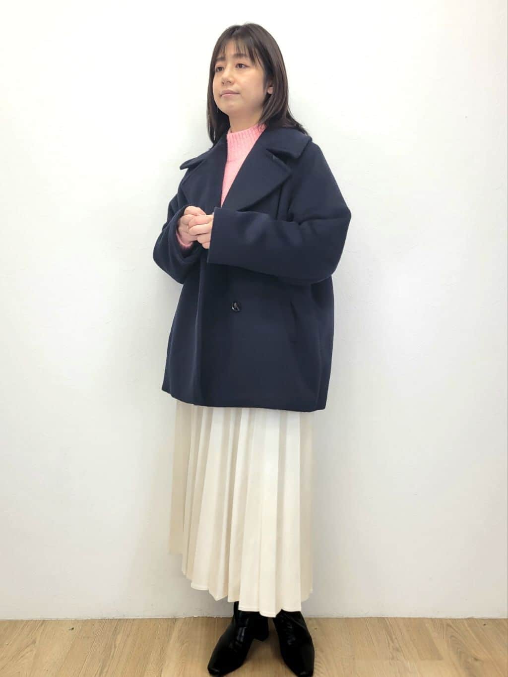 LISAさんの「OPAQUE.CLIP｜カシミヤブレンドウールミドルピーコート」を使ったコーディネート