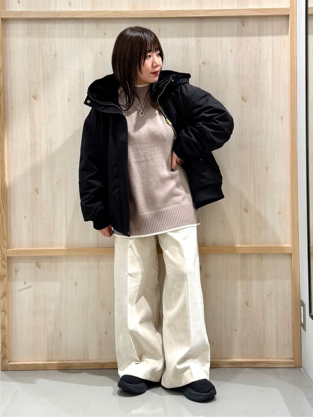 nanaさんの「THE SHOP TK｜【2WAY/洗える】リバーシブル フェイクファーブルゾン」を使ったコーディネート
