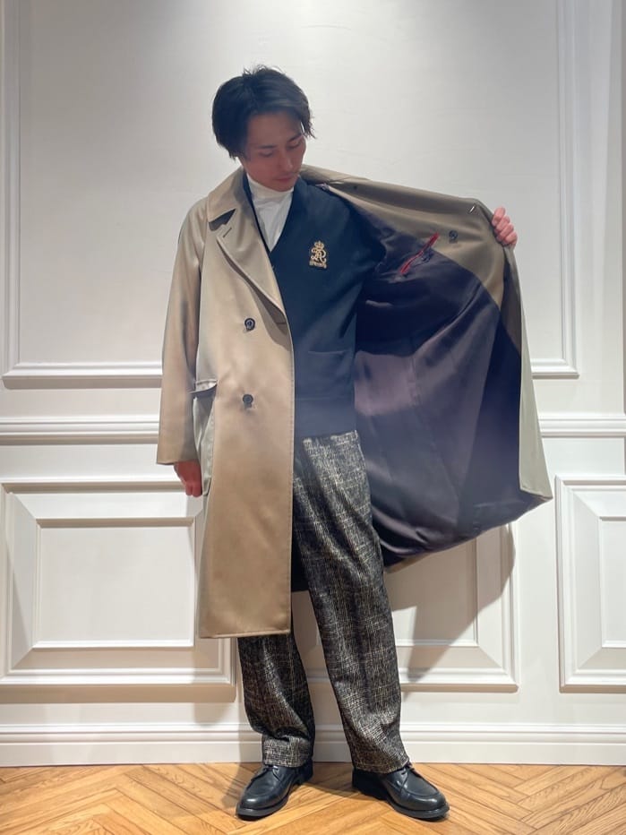 橋本さんの「DRESSTERIOR｜ウールギャバジン アルスターコート」を使ったコーディネート