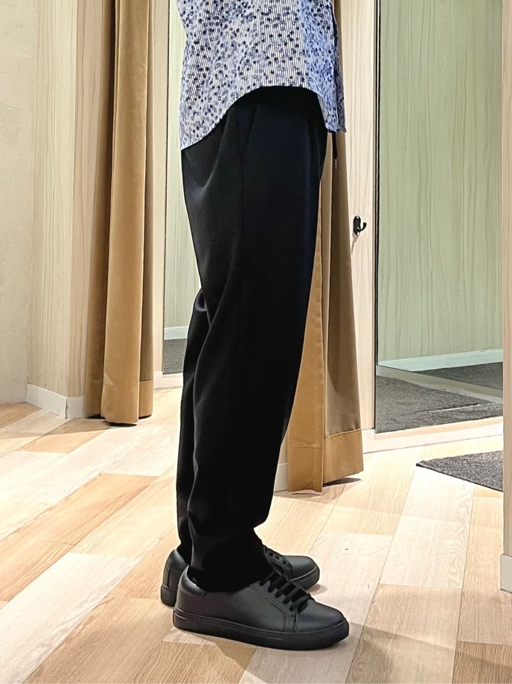 URAさんの「TAKEO KIKUCHI｜ストライプ小花 長袖シャツ」を使ったコーディネート