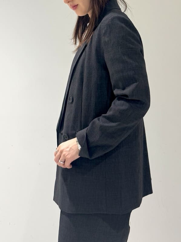 そんさんの「INDIVI｜【洗える／セットアップ可能】凹凸ストレッチ素材ダブルジャケット」を使ったコーディネート