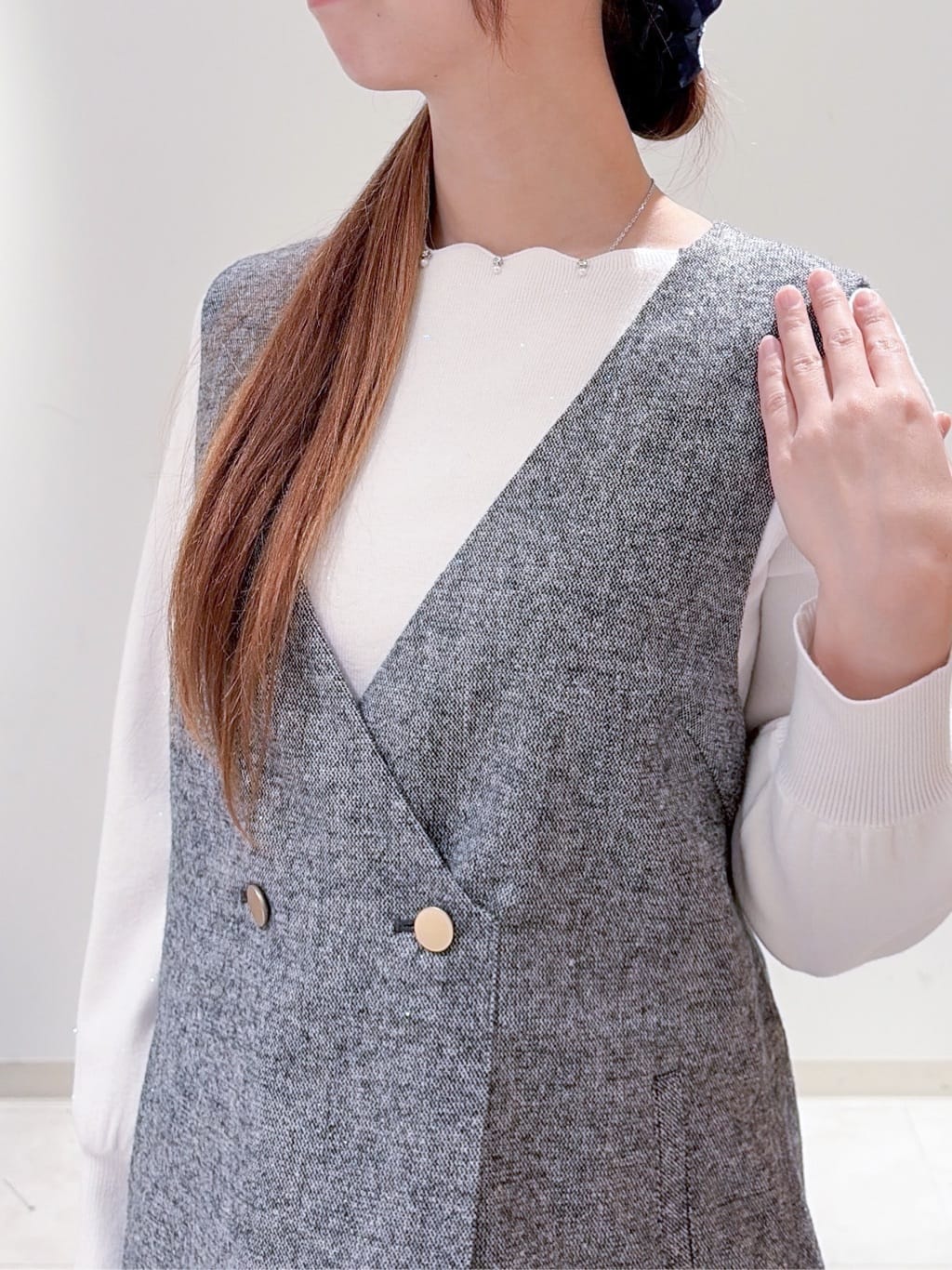 yurinaさんの「index｜ラメスカラップビジューデザインニット【洗濯機OK】《6col／S～LL》」を使ったコーディネート