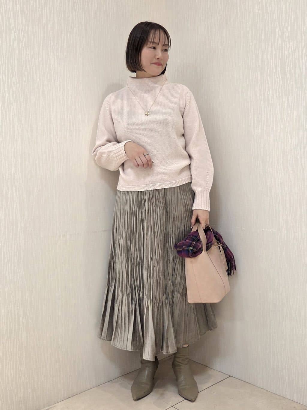 naokoさんの「UNTITLED｜【ロング丈/軽やか】テーラード　リバーコート」を使ったコーディネート