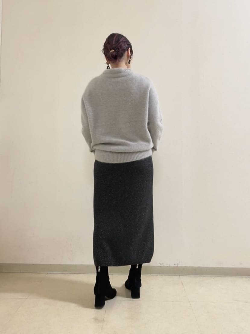 watanabeさんの「UNTITLED｜【大人な品格/ふわふわニット】フォックスカシミヤ コクーンニット」を使ったコーディネート