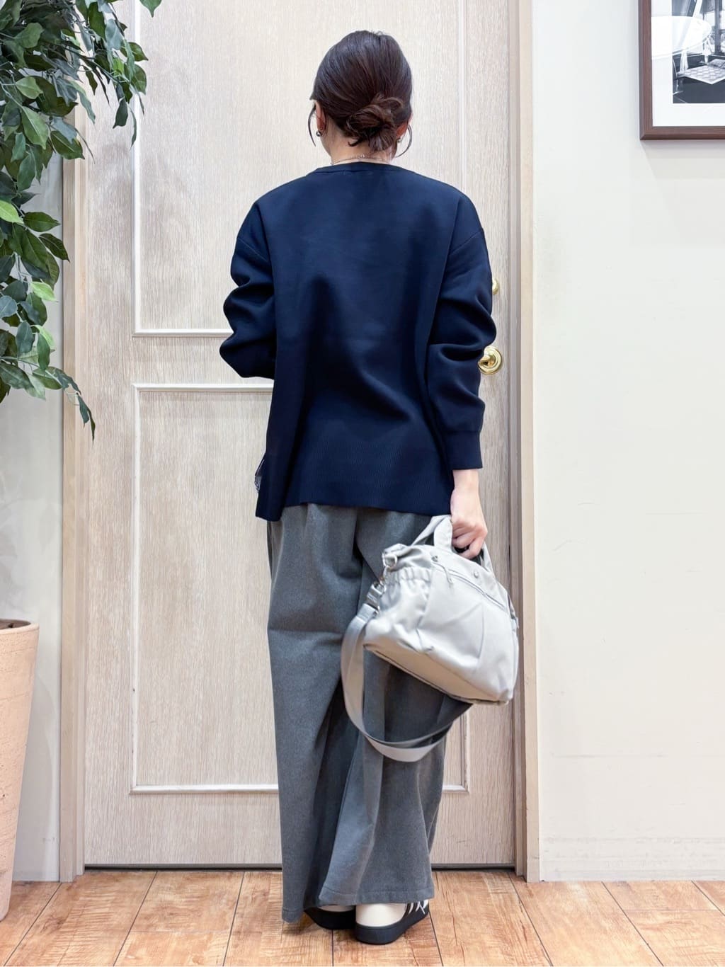 なみさんの「SHOO･LA･RUE｜【着丈選べる/きっと虜になる】あったかもちもち ワイドパンツ」を使ったコーディネート