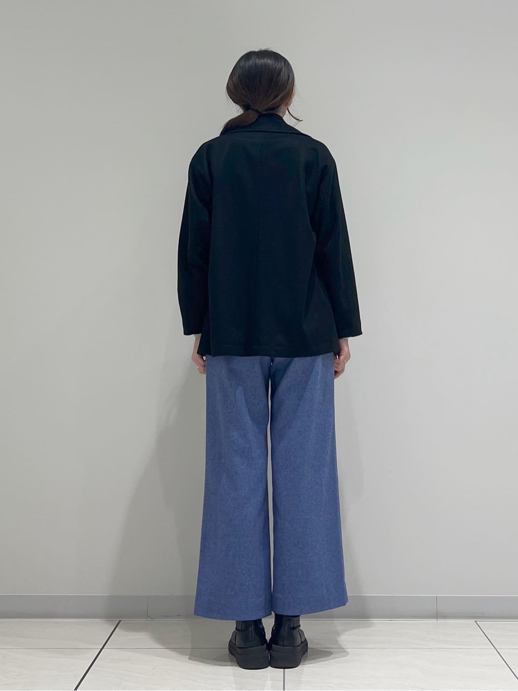 T.Kさんの「INDIVI｜【洗える／毛玉になりにくい】エクストラファインウール リブタートルニット」を使ったコーディネート