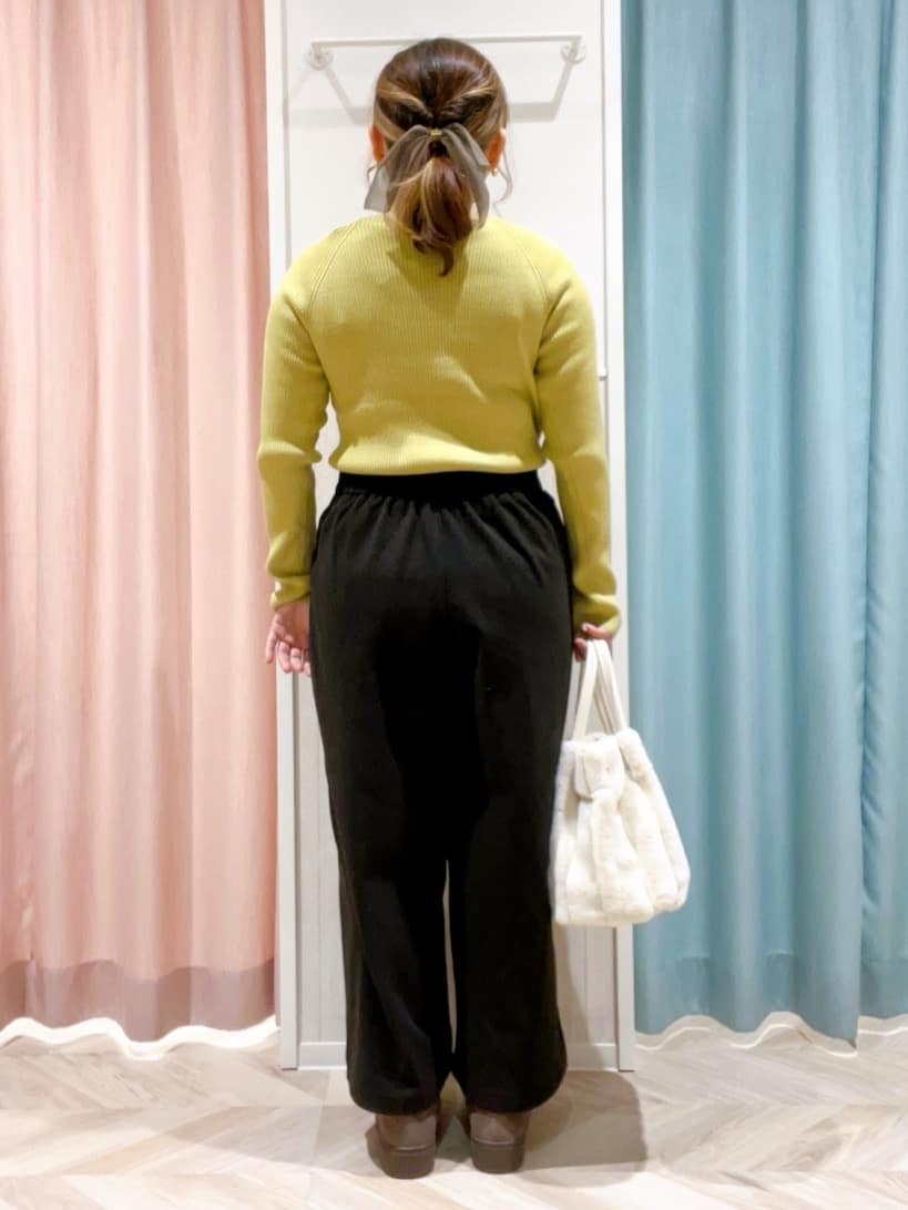 kitaさんの「SHOO･LA･RUE｜【撥水/洗える】ショートフーディーダウン」を使ったコーディネート