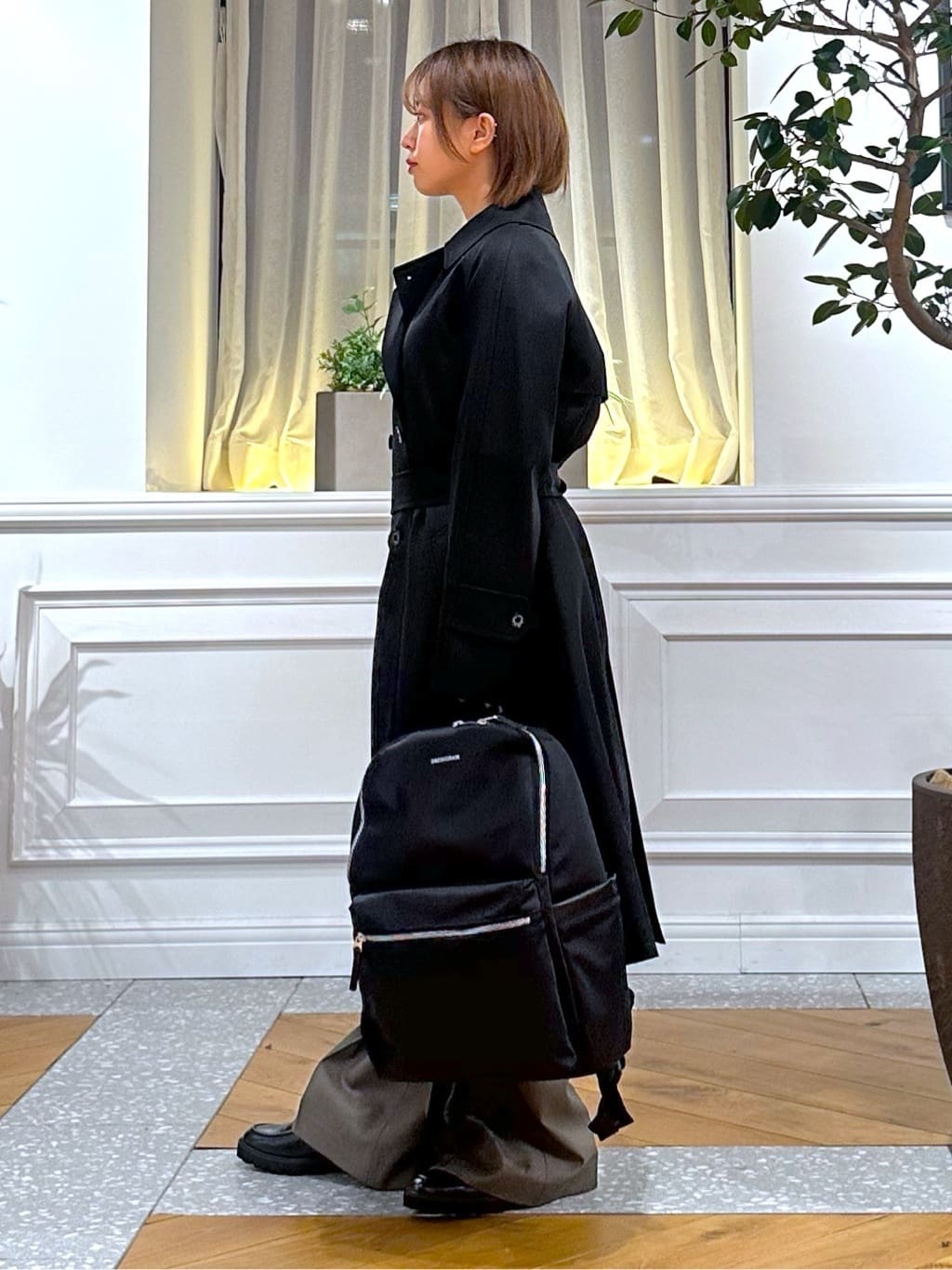 なべこさんの「DRESSTERIOR｜【再入荷/荷重軽減】サスペンションマルチポケットリュック」を使ったコーディネート