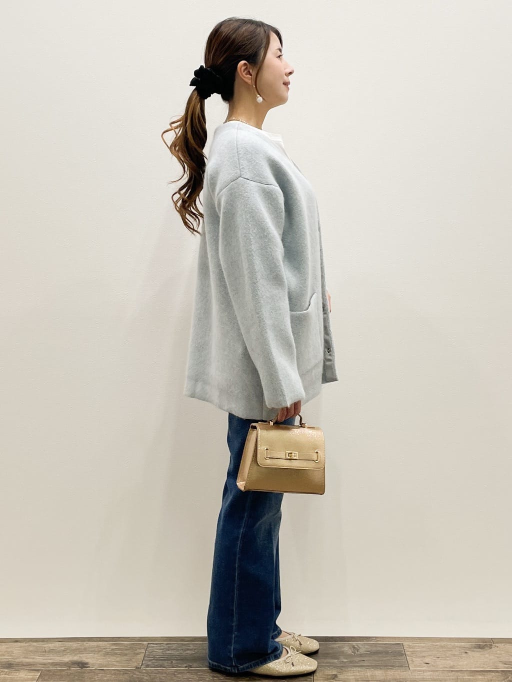 Asukaさんの「OPAQUE.CLIP｜ロングロゴTシャツ【洗濯機OK】」を使ったコーディネート