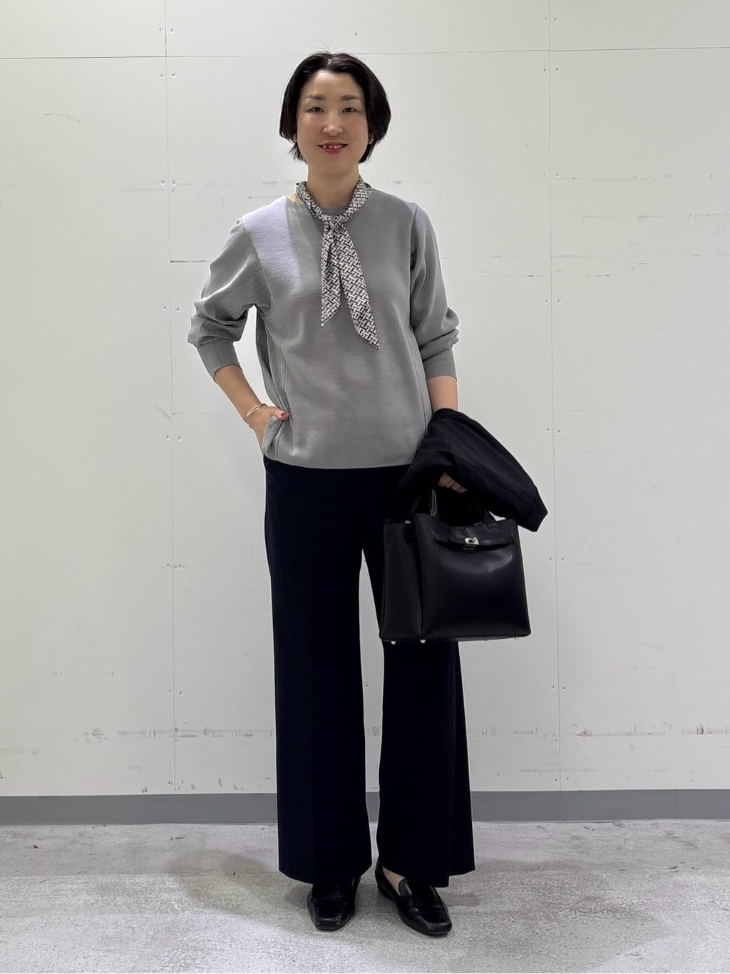yuriさんの「INDIVI｜【新作褒められパンツ】快温ワイドパンツ」を使ったコーディネート
