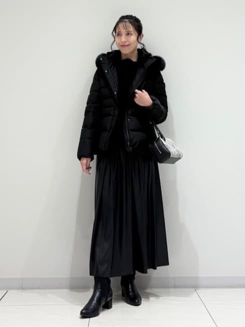 kayoさんの「INDIVI｜【名品／撥水／抗菌防臭】ショート丈リサイクルダウンコート」を使ったコーディネート