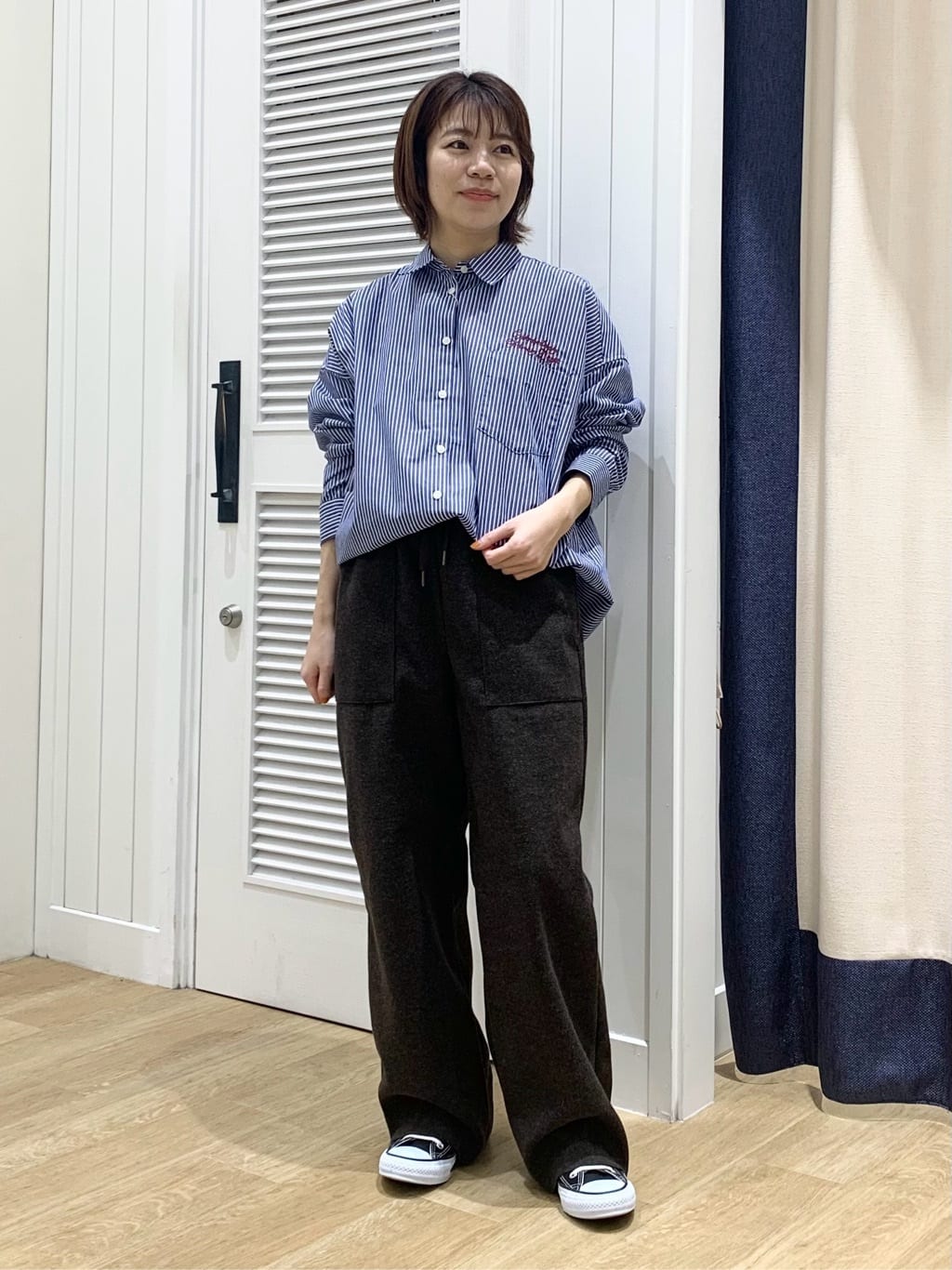 IMARIさんの「Dessin｜【洗える】刺繍ロゴ入りオーバーシャツ」を使ったコーディネート