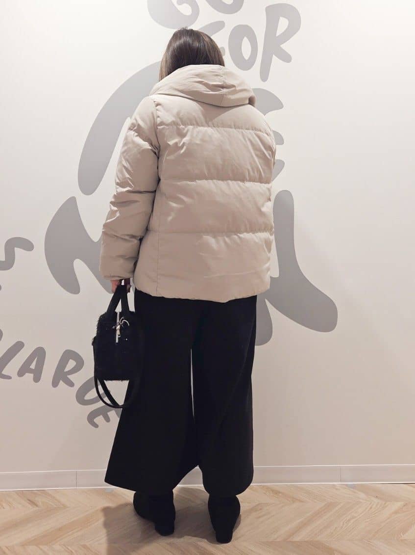TSUCHIYAさんの「SHOO･LA･RUE｜【撥水/洗える】ショートフーディーダウン」を使ったコーディネート