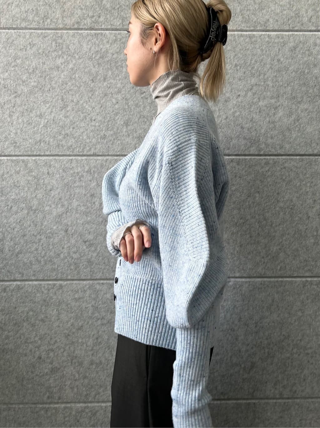honoka Aさんの「CODE A｜puff cardigan」を使ったコーディネート