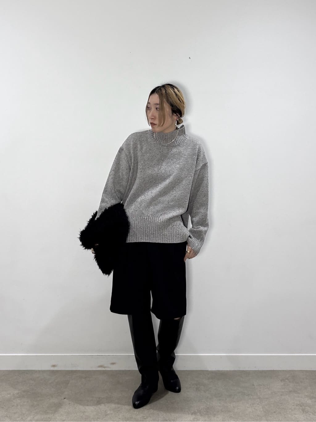kotakiさんの「INDIVI｜【LE VERNIS】メタルハンドルトートバッグ」を使ったコーディネート