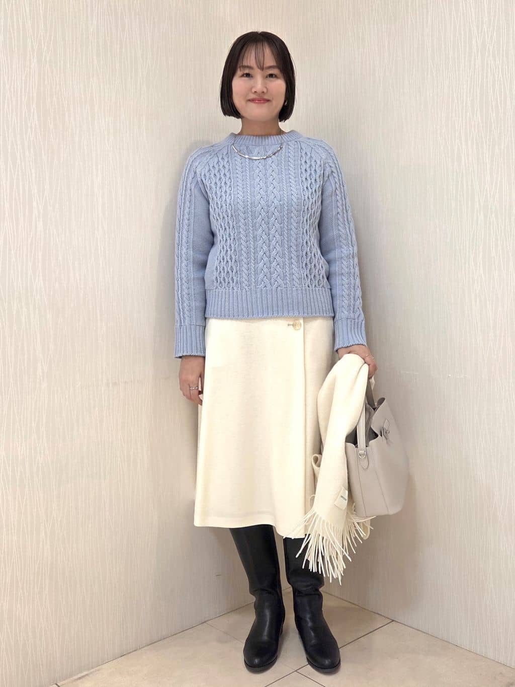naokoさんの「UNTITLED｜【ミディ丈/軽やか】セミラグランリバー コート」を使ったコーディネート
