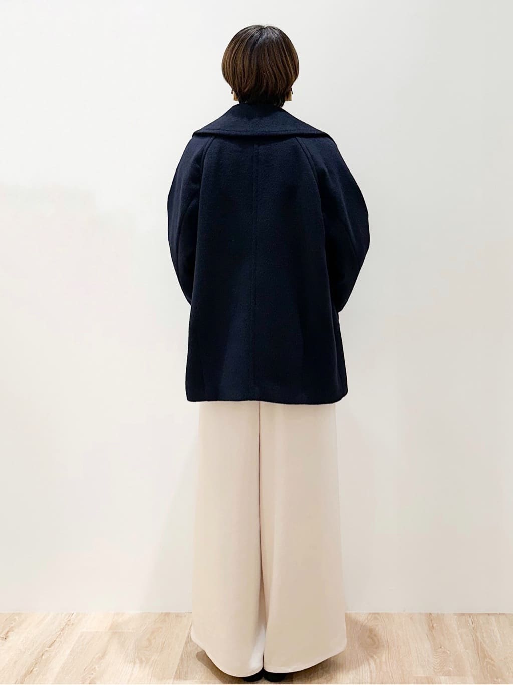 yurieさんの「OPAQUE.CLIP｜カシミヤブレンドウールミドルピーコート」を使ったコーディネート
