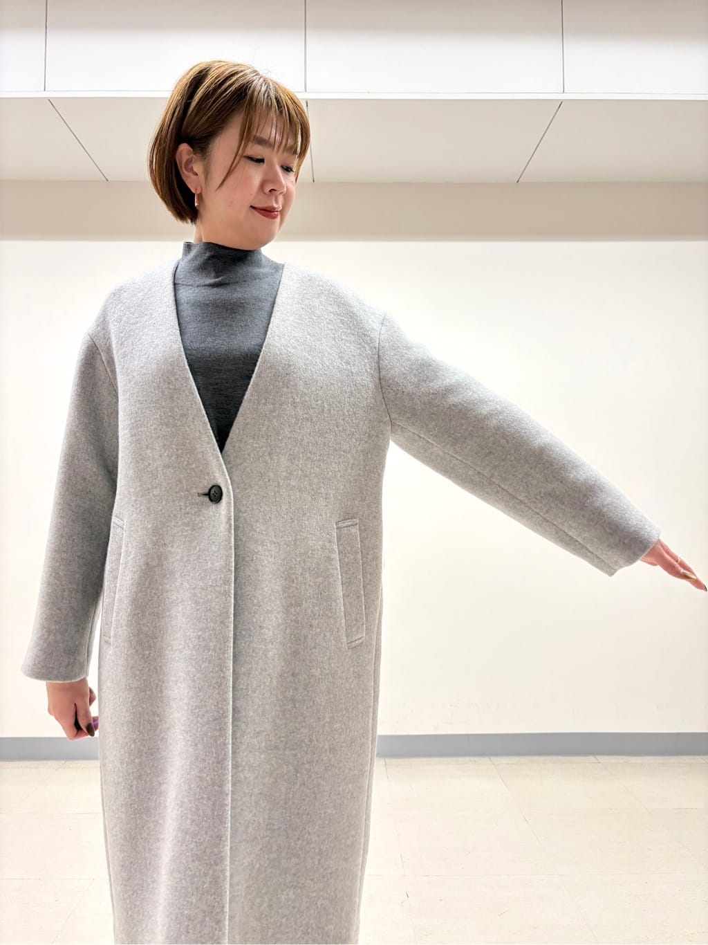 まいこさんの「INDIVI｜【軽量／ウール混】ライトフォルム ロングコート」を使ったコーディネート