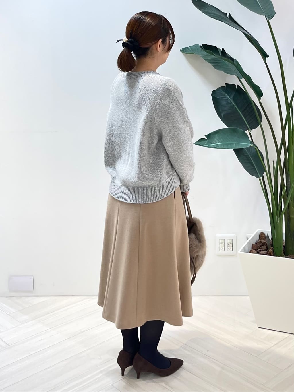 Tomoさんの「UNTITLED｜【セットアップ可/ゆったり】ウール混ラメニット」を使ったコーディネート