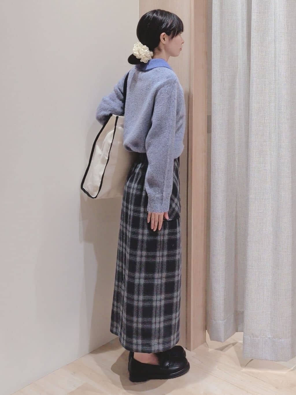 Yuiさんの「grove｜起毛ジャカードナロースカート」を使ったコーディネート