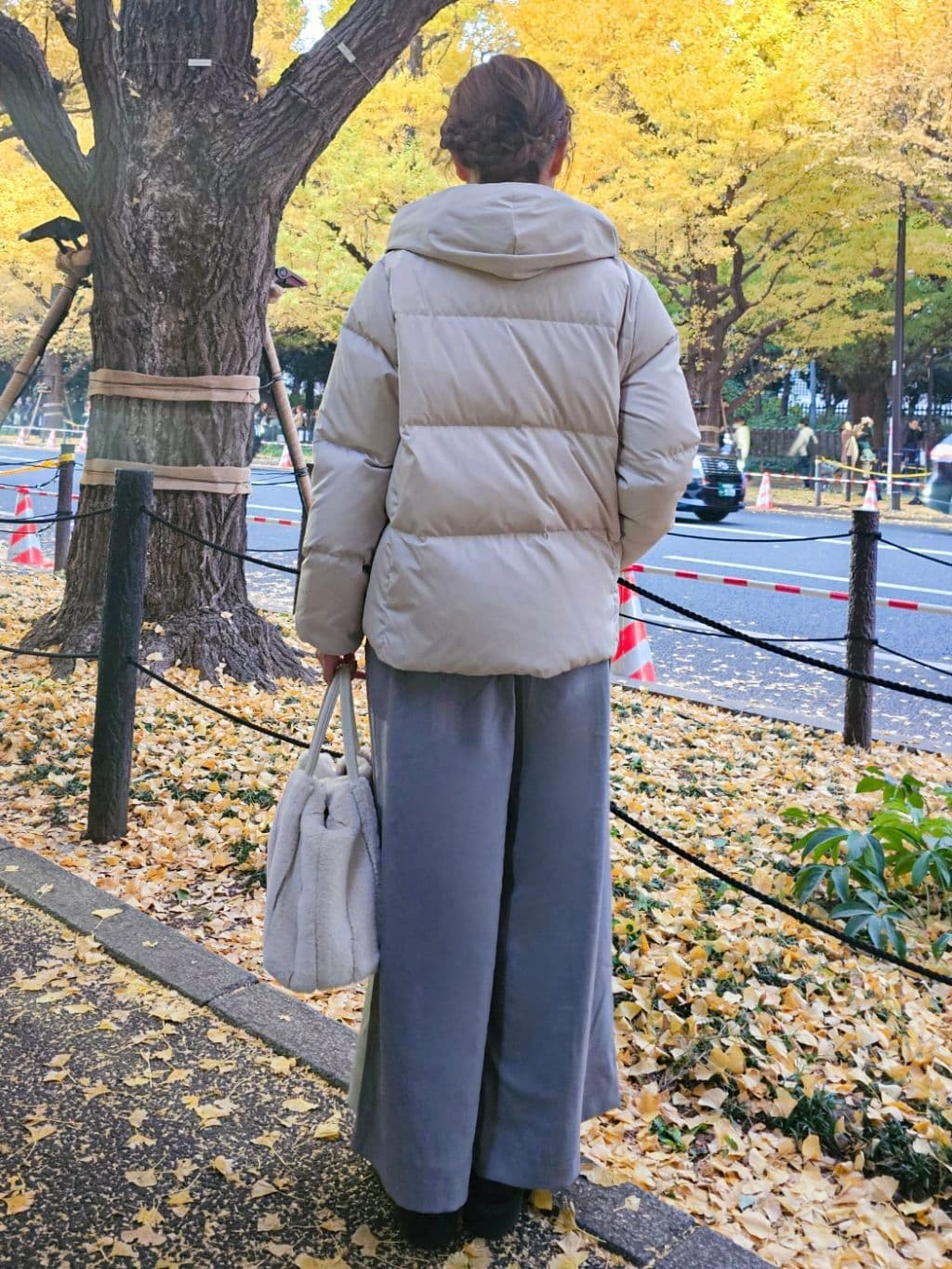 ゆゆさんの「SHOO･LA･RUE｜【撥水/洗える】ショートフーディーダウン」を使ったコーディネート