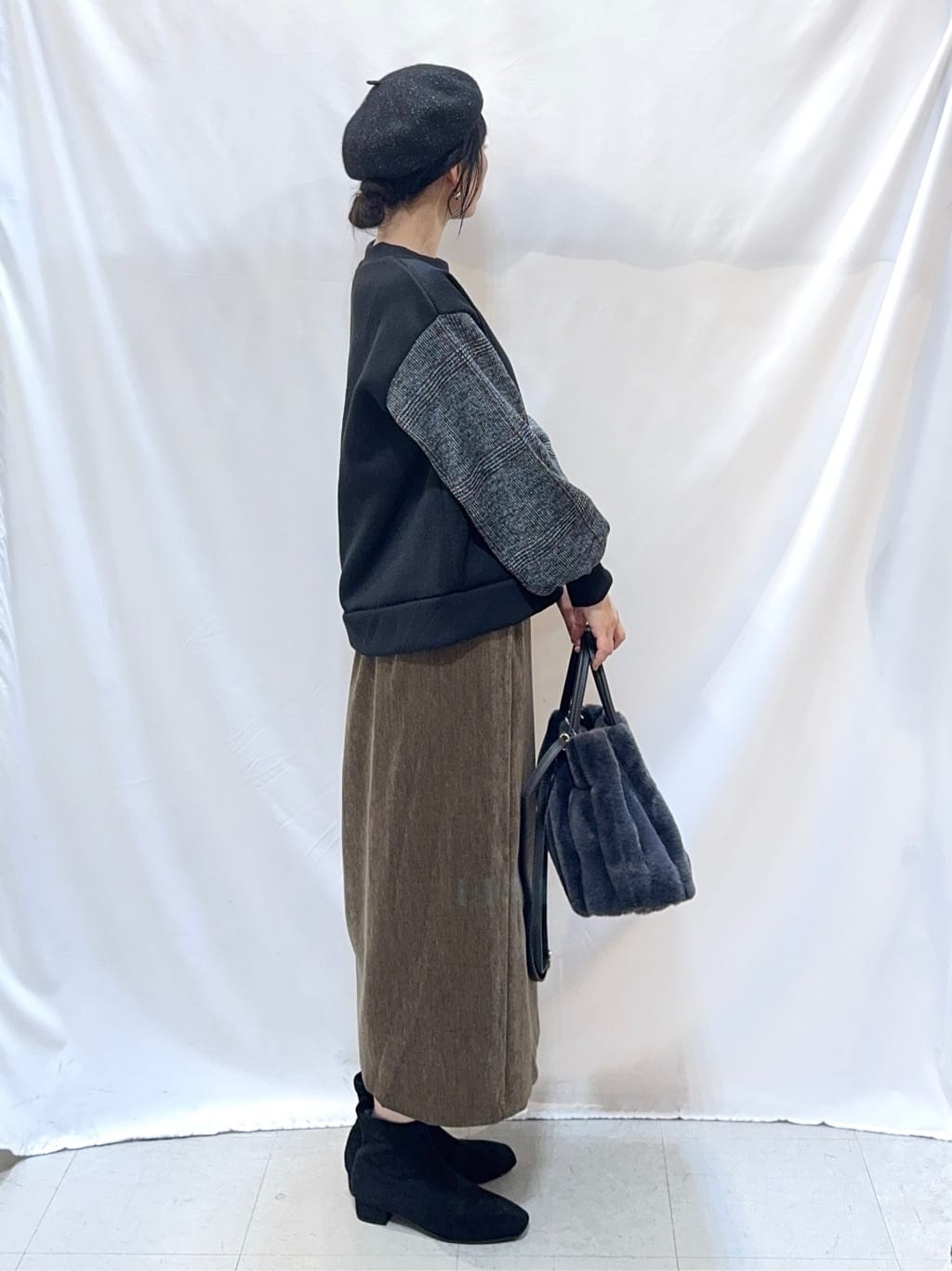 𝐇𝐢𝐫𝐨𝐦𝐢さんの「SHOO･LA･RUE｜【S-L/あったか】お袖チェック裏起毛トップス」を使ったコーディネート