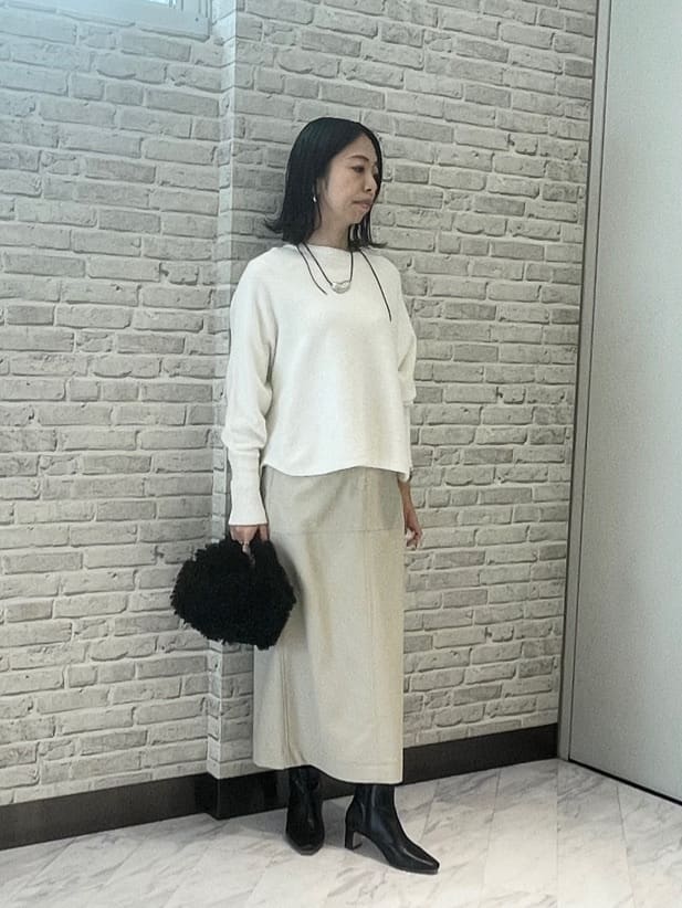 Mikoさんの「INDIVI｜フェイクファーマイクロバッグ」を使ったコーディネート