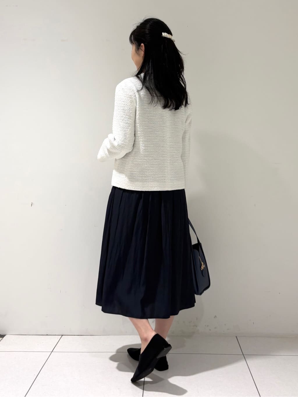 momokoさんの「INDIVI｜【セレモニー／洗える】ミックスツイードライトジャケット」を使ったコーディネート