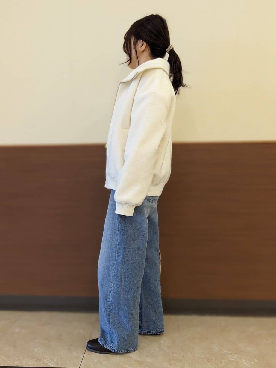 syu*さんの「SHOO･LA･RUE｜【選べる6色】たっぷり入る 5ポケットショルダーバッグ」を使ったコーディネート