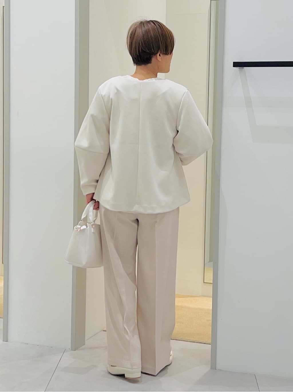 タナさんの「THE SHOP TK｜【通勤にもデイリーにも】CAVIAN ベーシックワイドパンツ/セットアップ可」を使ったコーディネート