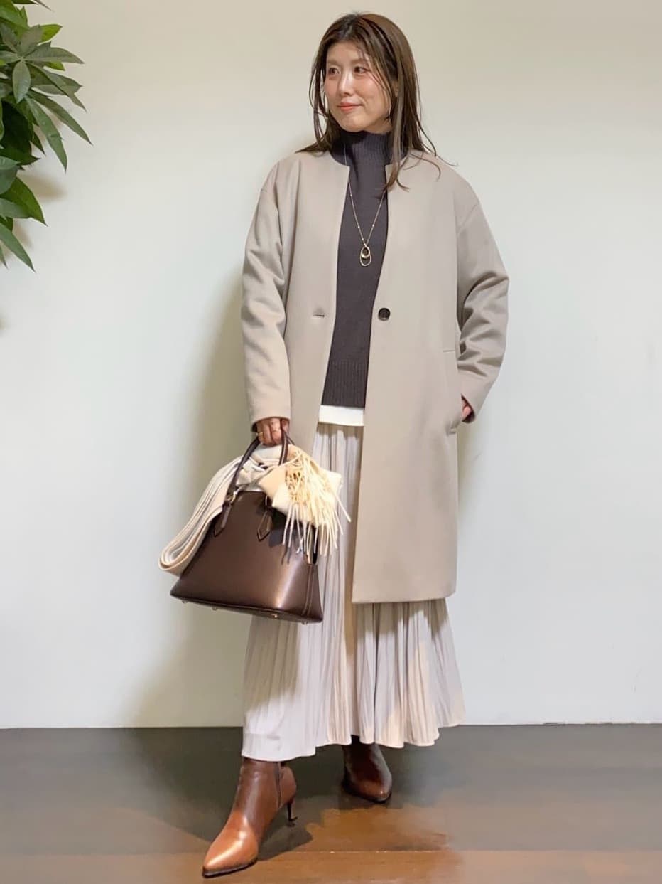 tomoさんの「UNTITLED｜【日本製／通勤／フォーマル】カシミヤ混ノーカラーコート」を使ったコーディネート