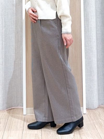 naoさんの「grove｜【洗える】ふんわりウール混ボトルネックニット」を使ったコーディネート