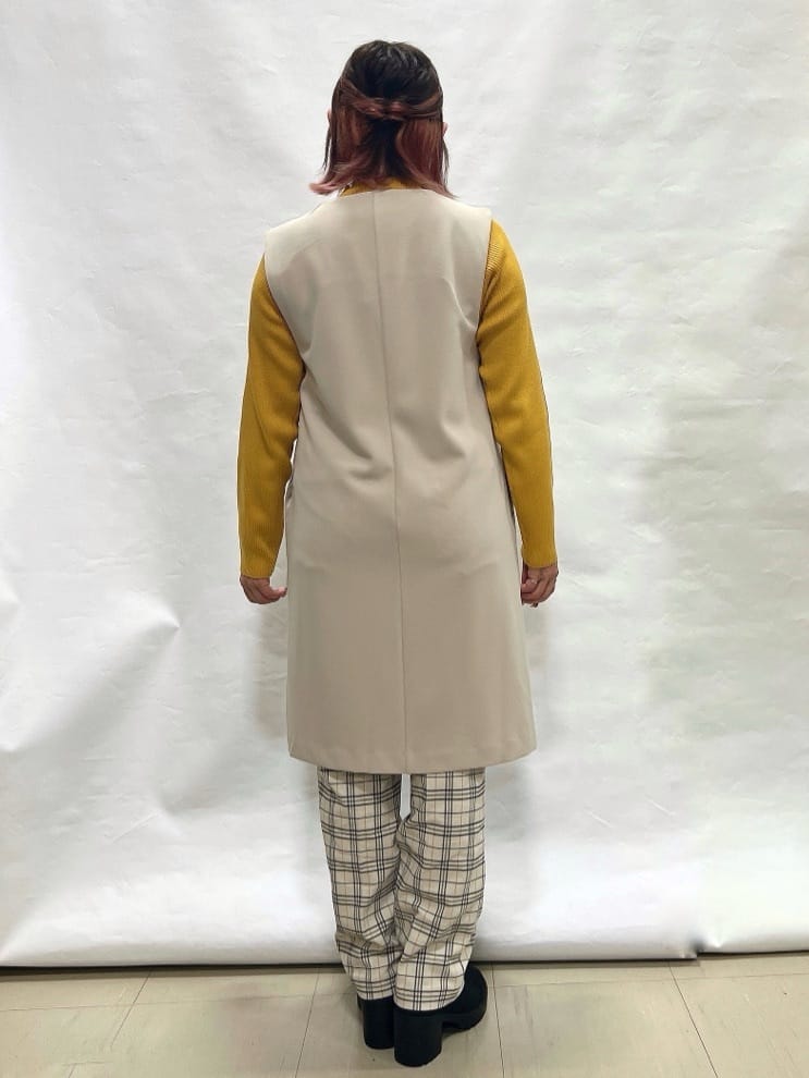 YUIさんの「SHOO･LA･RUE｜【絶妙なゆるピタ/洗濯機可】ちくちくしにくい リブハイネックやわらかニット」を使ったコーディネート