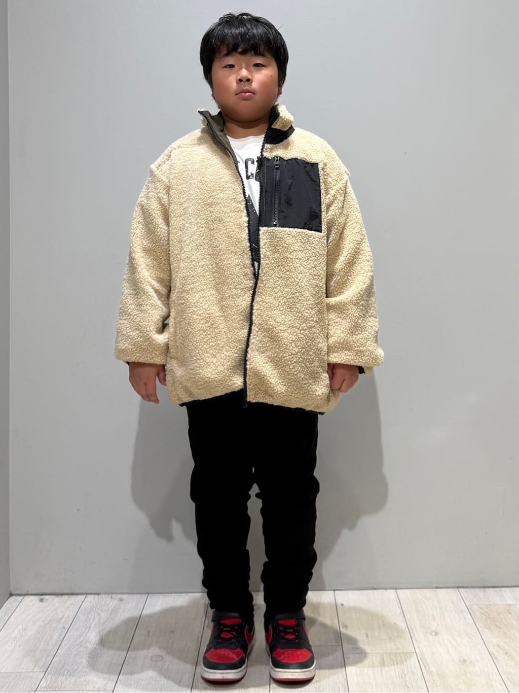 kuboさんの「THE SHOP TK｜【110－160】ボアリバーシブブルゾン/洗濯機OK」を使ったコーディネート
