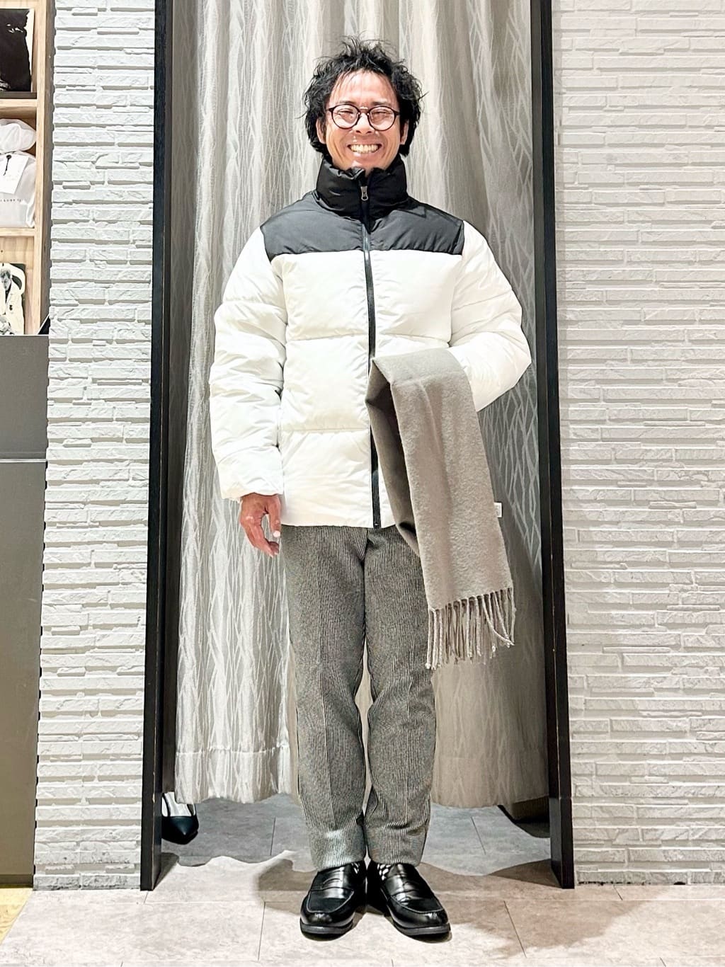 KENJI Iさんの「THE SHOP TK｜【撥水/洗濯機可】寒い季節でも快適 中綿スタンドブルゾン」を使ったコーディネート