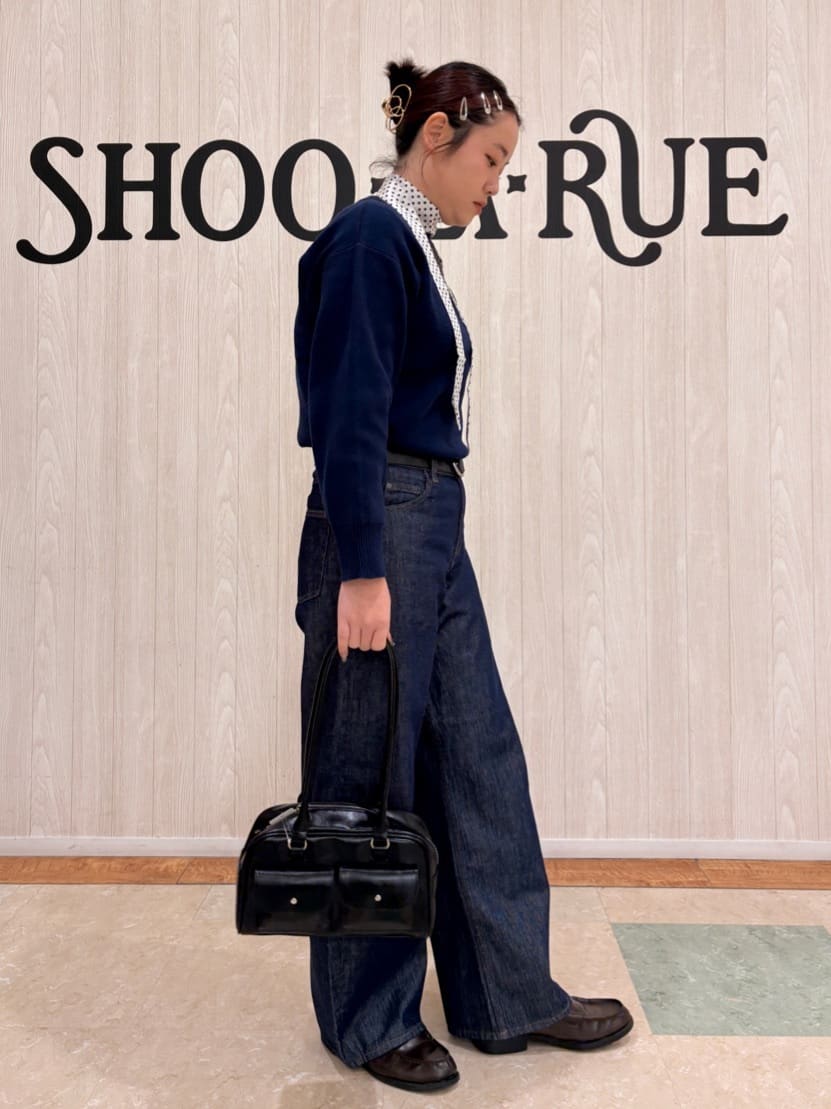 ねぎまさんの「SHOO･LA･RUE｜フラップポケット横長ボストンバッグ」を使ったコーディネート